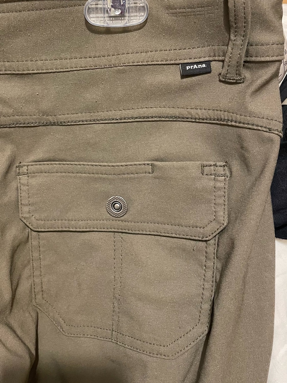 NWOT!! Prana Women's 14TL Halle 2 Straight Leg Pants in Olive - Picture 3 of 7